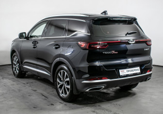 Подержанный автомобиль Chery Tiggo 7 Pro 2022 года (7 фото)