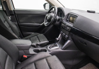 Подержанный автомобиль Mazda CX-5 2014 года (9 фото)