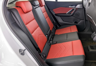 Новый BMW X2 2024 (12 фото)