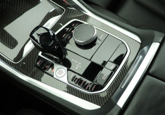 Подержанный автомобиль BMW X6 2020 года (19 фото)