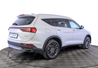 Подержанный автомобиль DongFeng DFSK ix7 2024 года (5 фото)