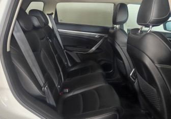 Подержанный автомобиль Geely Atlas Pro 2022 года (10 фото)