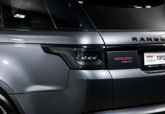 Подержанный автомобиль Land Rover Range Rover Sport 2016 года (16 фото)