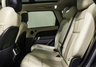 Подержанный автомобиль Land Rover Range Rover Sport 2018 года (14 фото)