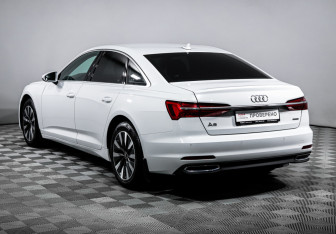 Подержанный автомобиль Audi A6 Sedan 2020 года (7 фото)