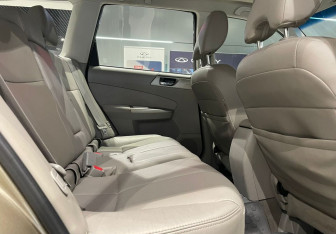 Подержанный автомобиль Subaru Forester Suv 2008 года (12 фото)