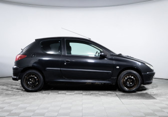 Подержанный автомобиль Peugeot 206 Hatchback 2007 года (4 фото)