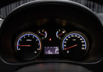 Подержанный автомобиль Suzuki SX4 Hatchback 2014 года (13 фото)