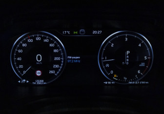 Подержанный автомобиль Volvo S90 2019 года (13 фото)