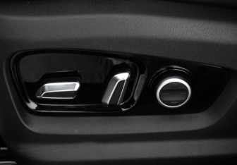 Подержанный автомобиль Jaecoo J7 2023 года (15 фото)