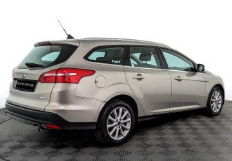 Подержанный автомобиль Ford Focus Wagon 2017 года (5 фото)