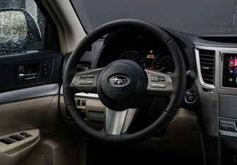 Подержанный автомобиль Subaru Outback Wagon 2011 года (11 фото)
