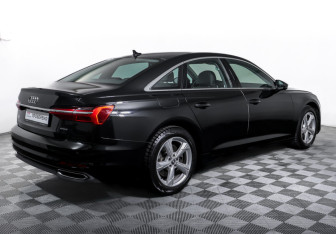 Подержанный автомобиль Audi A6 Sedan 2019 года (5 фото)