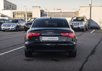 Подержанный автомобиль Audi A6 Sedan 2012 года (6 фото)