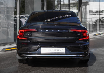 Подержанный автомобиль Volvo S90 2021 года (6 фото)