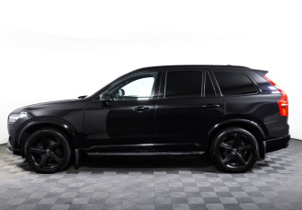Подержанный автомобиль Volvo XC90 2017 года (8 фото)