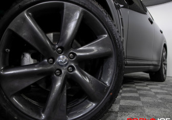 Подержанный автомобиль Infiniti FX 2009 года (22 фото)