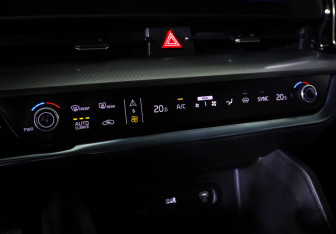 Подержанный автомобиль Kia Sportage 2022 года (18 фото)