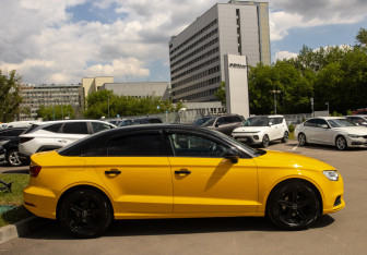 Подержанный автомобиль Audi A3 Sedan 2018 года (3 фото)