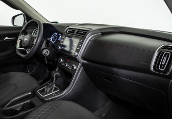 Подержанный автомобиль Hyundai Creta 2022 года (15 фото)