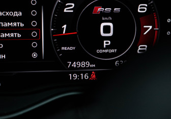 Подержанный автомобиль Audi RS 5 Coupe 2019 года (11 фото)