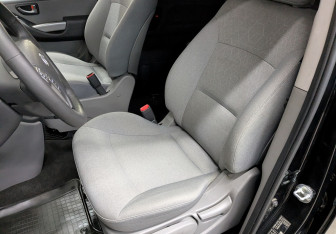 Подержанный автомобиль Hyundai H-1 2021 года (10 фото)