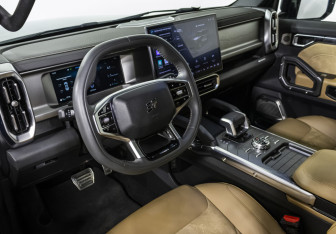 Подержанный автомобиль Jetour T2 2024 года (11 фото)