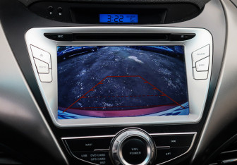 Подержанный автомобиль Hyundai Avante Sedan 2011 года (16 фото)