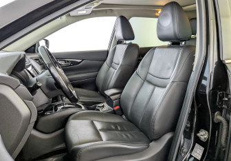 Подержанный автомобиль Nissan X-Trail 2021 года (20 фото)