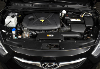 Подержанный автомобиль Hyundai i40 Sedan 2014 года (8 фото)