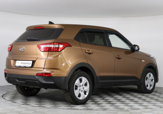 Подержанный автомобиль Hyundai Creta 2017 года (3 фото)