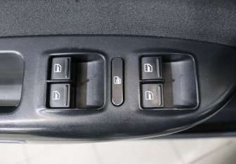 Подержанный автомобиль Skoda Octavia Liftback 2008 года (11 фото)