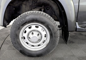 Подержанный автомобиль УАЗ Pickup 2024 года (18 фото)