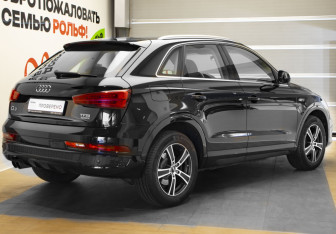 Подержанный автомобиль Audi Q3 2017 года (4 фото)