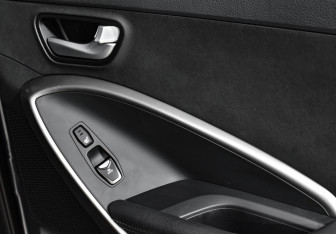 Подержанный автомобиль Hyundai Santa Fe 2017 года (25 фото)