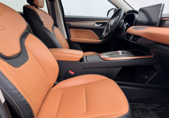 Подержанный автомобиль Haval Jolion 2023 года (10 фото)