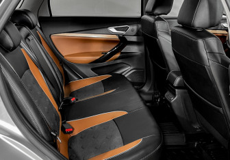 Подержанный автомобиль LADA (ВАЗ) Vesta Wagon 2024 года (14 фото)