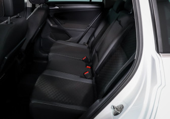 Подержанный автомобиль Volkswagen Tiguan 2018 года (10 фото)