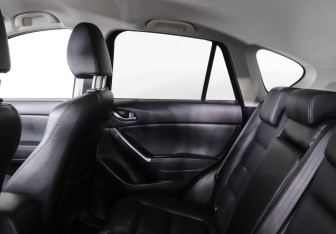 Подержанный автомобиль Mazda CX-5 2015 года (12 фото)