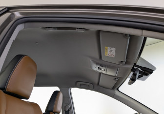 Подержанный автомобиль Toyota RAV4 2018 года (23 фото)