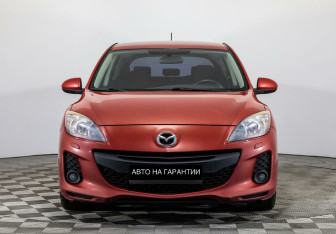Подержанный автомобиль Mazda 3 Hatchback 2012 года (2 фото)