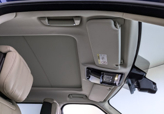 Подержанный автомобиль Land Rover Range Rover 2021 года (23 фото)