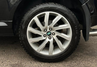 Подержанный автомобиль Land Rover Freelander 2012 года (16 фото)