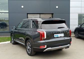 Подержанный автомобиль Hyundai Palisade 2021 года (7 фото)
