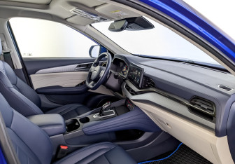 Подержанный автомобиль Haval F7 2024 года (11 фото)