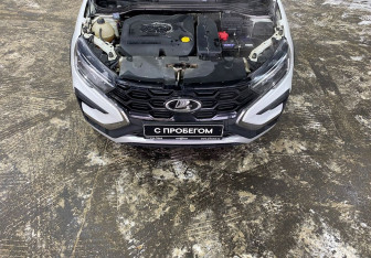 Подержанный автомобиль LADA (ВАЗ) Vesta Sedan 2023 года (18 фото)