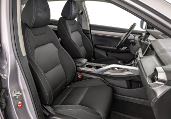 Подержанный автомобиль Geely Coolray 2022 года (24 фото)