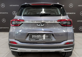 Подержанный автомобиль Chery Tiggo 4 2022 года (6 фото)