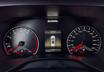 Подержанный автомобиль Haval Jolion 2022 года (16 фото)