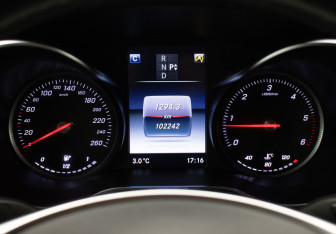 Подержанный автомобиль Mercedes-Benz GLC Coupe 2019 года (12 фото)